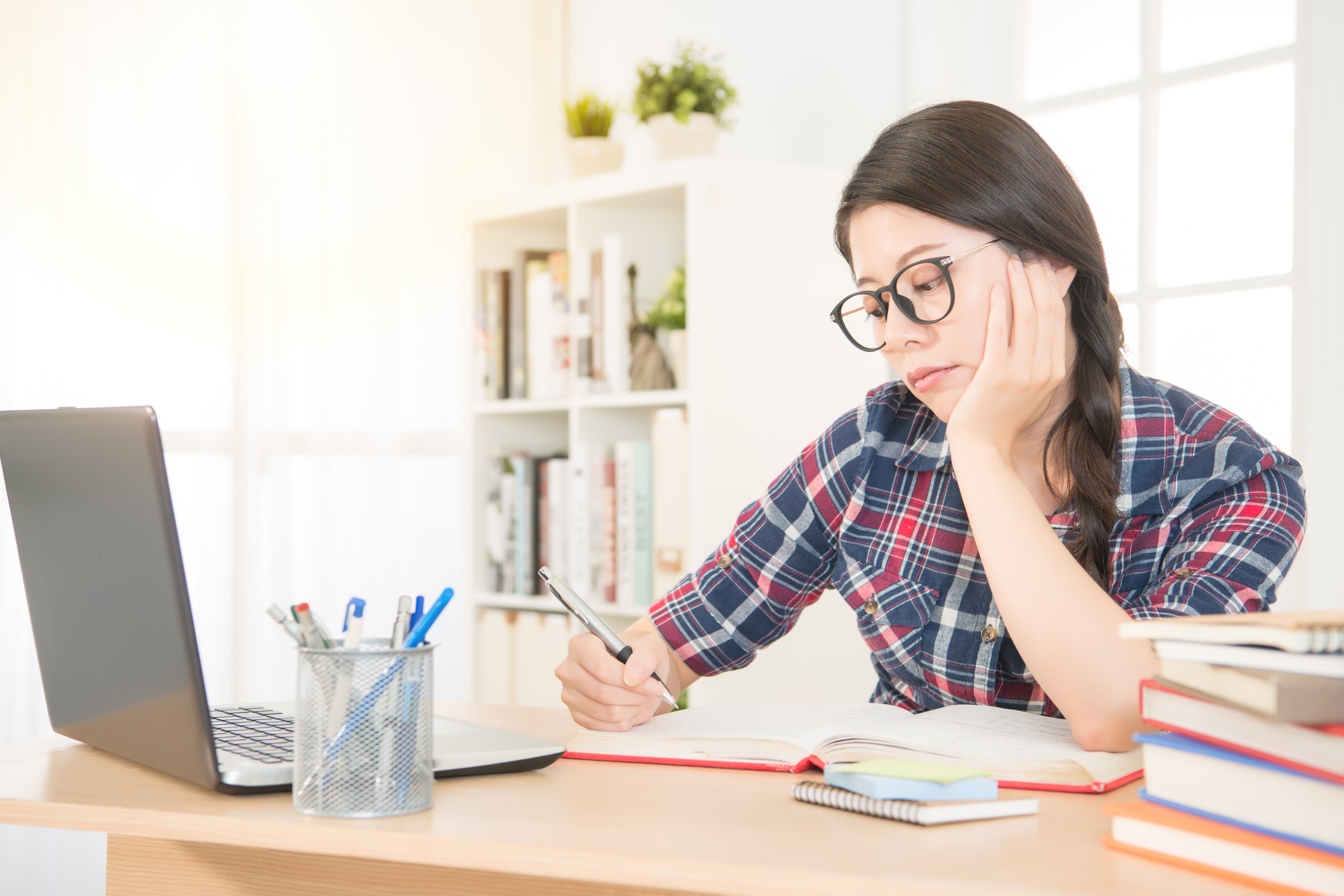 Need Help in Essay Writing – Our Top Tips Can Guide You Best